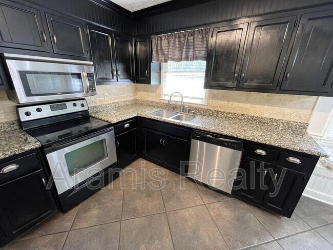 Foto del edificio - 3045 Vicksburg Dr