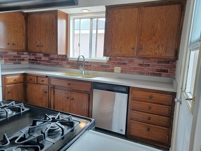 Foto del edificio - Charming 3BR,  2.5 Bath House in Grover Beach