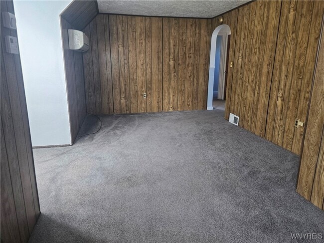 Foto del edificio - 190 Clover Pl