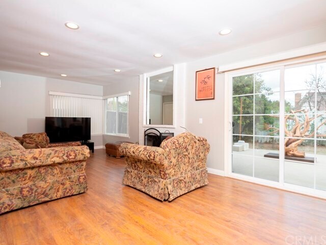 Foto del edificio - 1746 Maple Hill Rd