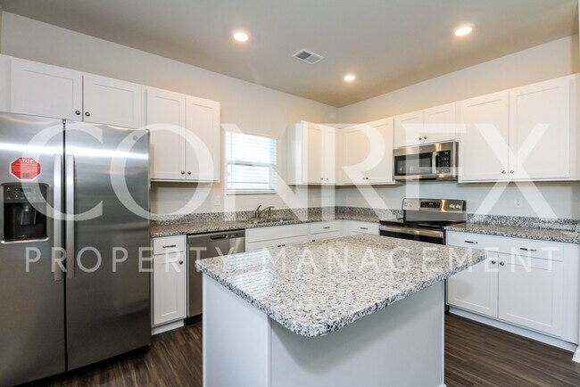 Building Photo - Stunning BRAND NEW CONSTRUCTION in Leland!