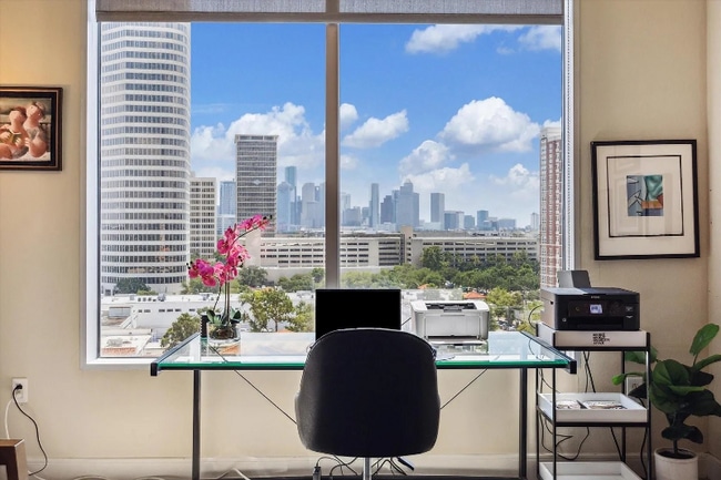 Building Photo - 3333 Allen Pkwy