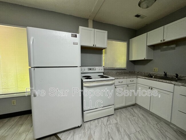 Foto del edificio - 619 S Walnut St