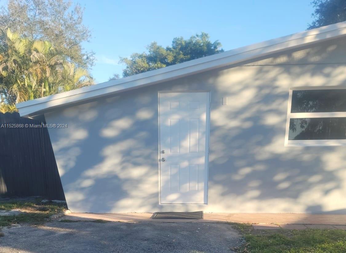 6261 SW 41st Pl, Davie, FL 33314 House Rental in Davie, FL