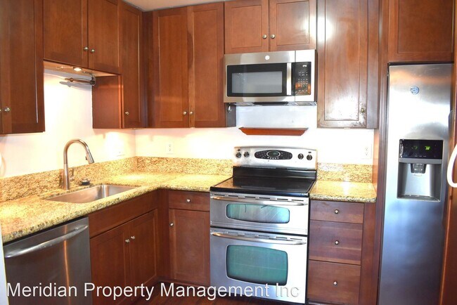 Building Photo - 2 br, 1 bath House - 939 D Ave Unit 6