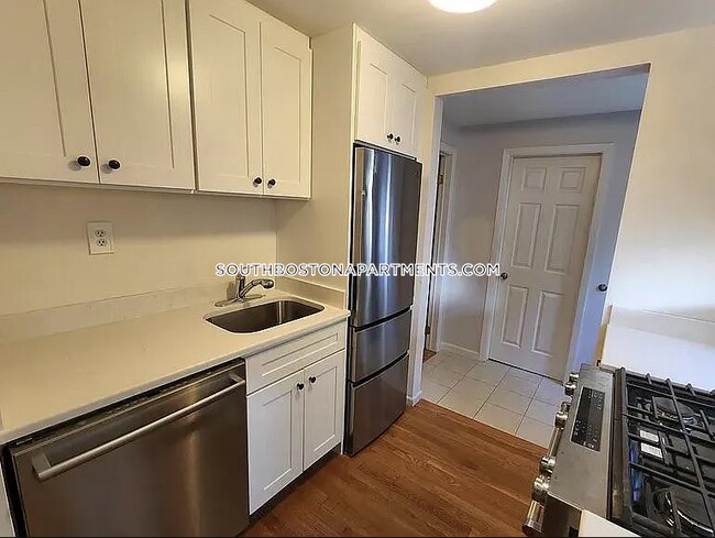 Foto del edificio - 207 W 3rd St