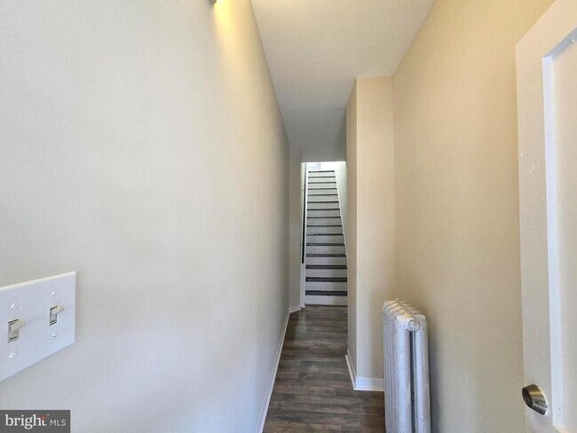 Foto del edificio - 5222 Catharine St