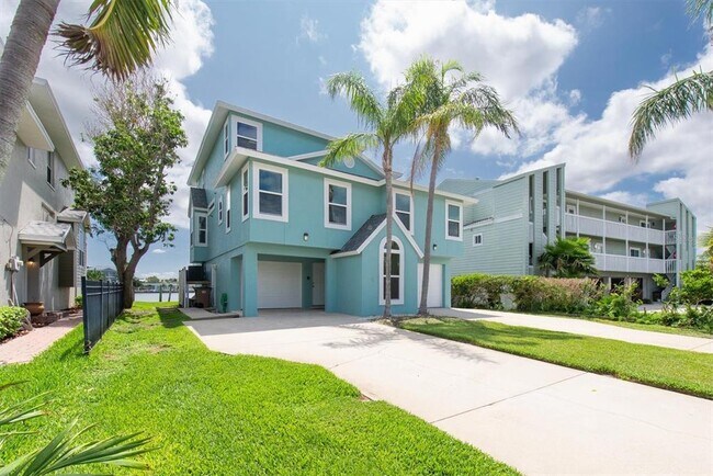 Foto del edificio - 2507 Bay Blvd