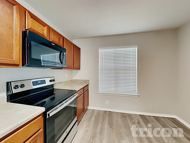 Building Photo - 8034 Cavern Hill