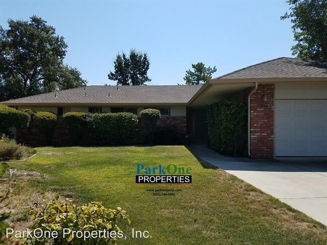 Building Photo - 930 Pinto Ct