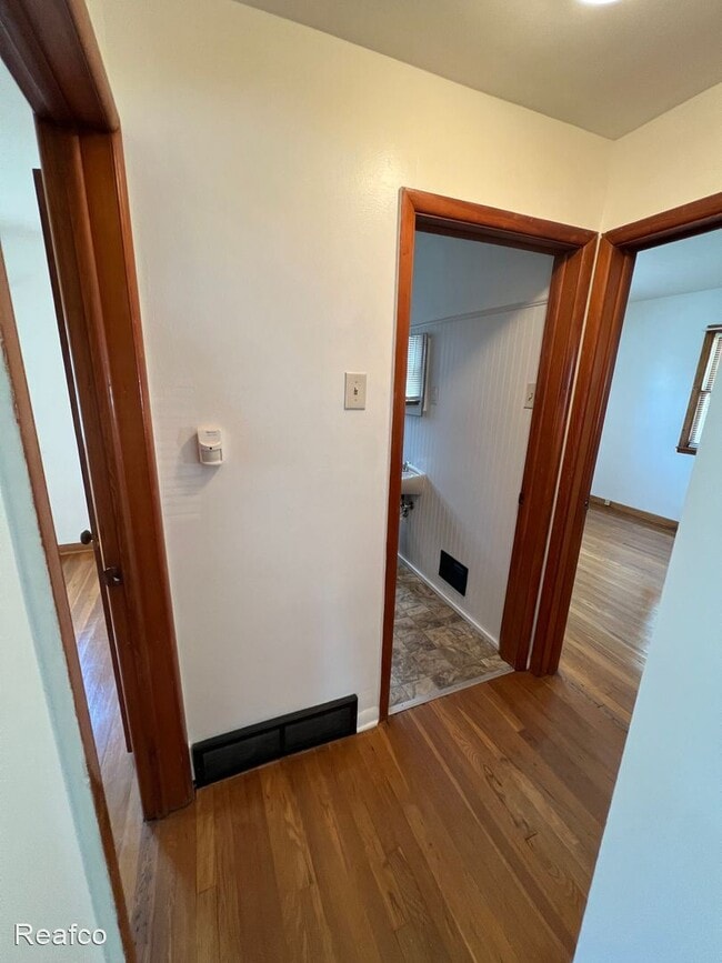 Building Photo - 2 br, 1 bath House - 89 Cullman Rd