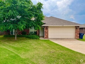 Building Photo - 15925 Korie Dr