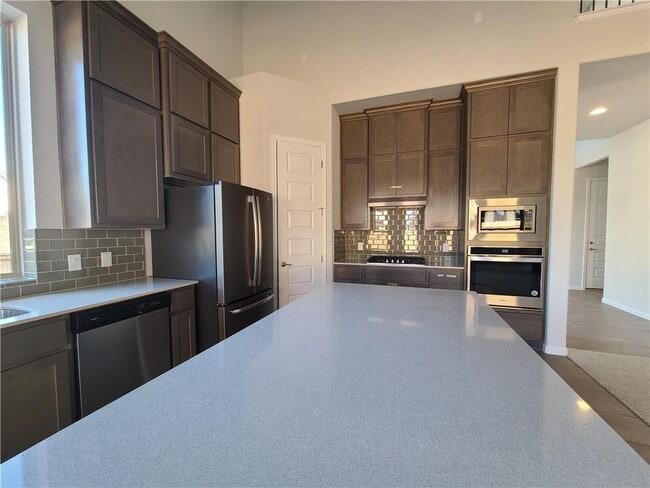 Foto del edificio - 3820 Brushy Creek Rd