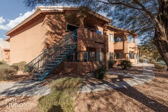 Building Photo - 801 Mesquite Springs Dr