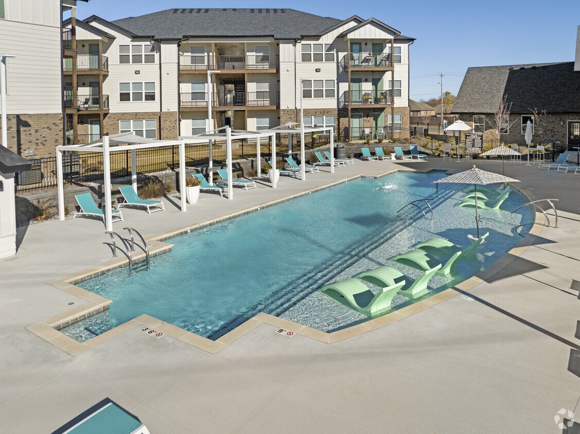 Primary Photo - Brentwood Apartments