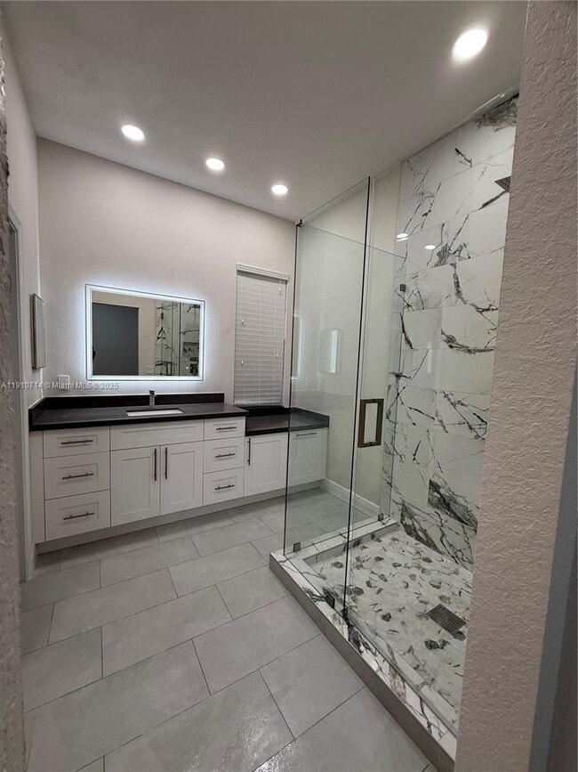 Building Photo - 1007 Nandina Dr