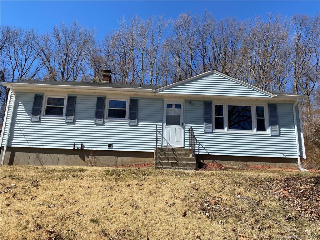 Primary Photo - 20 Snow Apple Ln