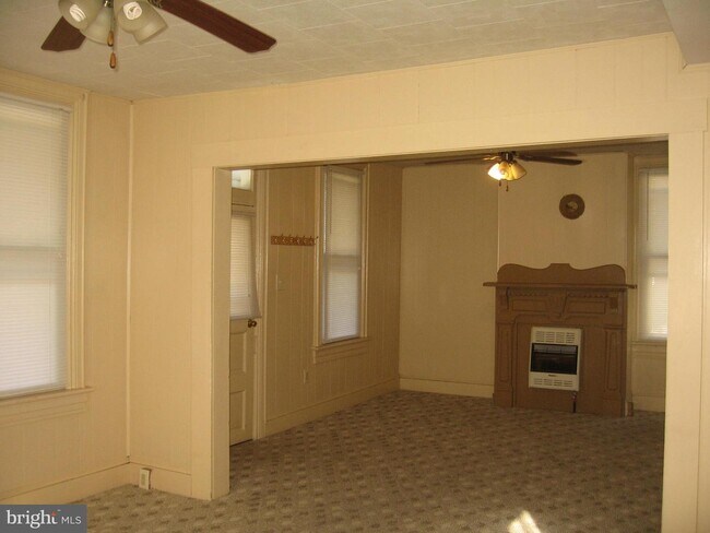 Foto del edificio - 525 N 3rd St