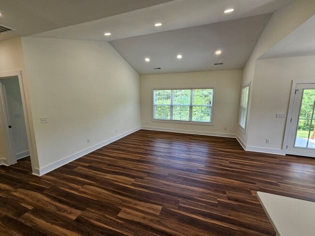 Building Photo - Brand-New 3-Bedroom Home with Bonus Room, 2-Car Garage, and Maintenance-Free Living