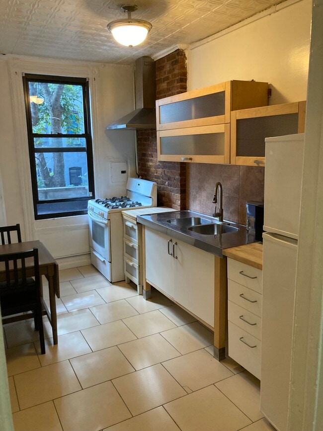 Foto del edificio - 522 W 153rd St