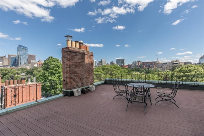Foto del edificio - 80 Beacon St