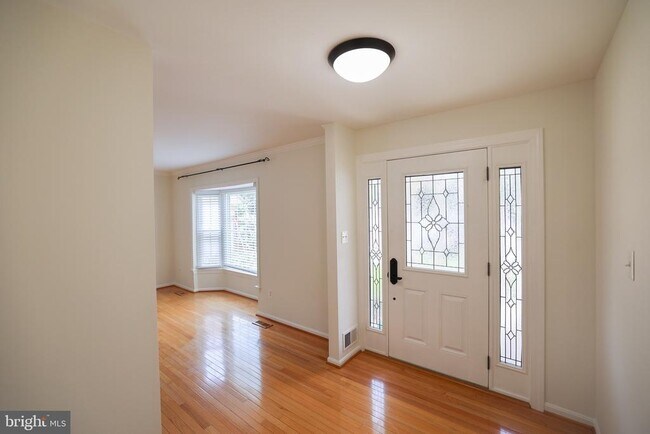 Foto del edificio - 13601 Old Chatwood Pl