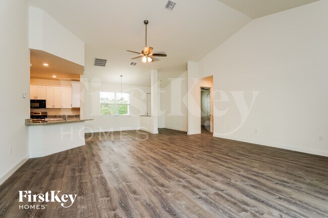 Foto del edificio - 741 Chestnut St E