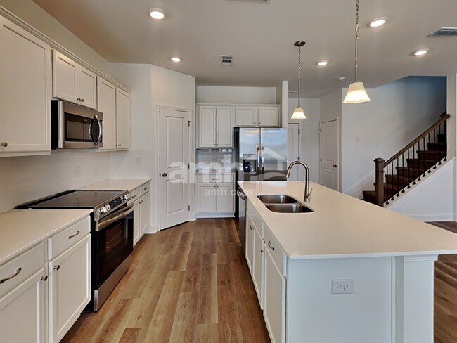 Building Photo - 218 Argea Dr