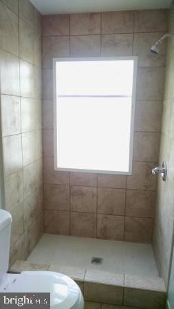 Foto del edificio - 331 N Pleasant Valley Rd