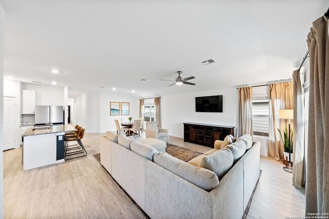 Foto del edificio - Inviting and Elegant One-Story Ranch Home