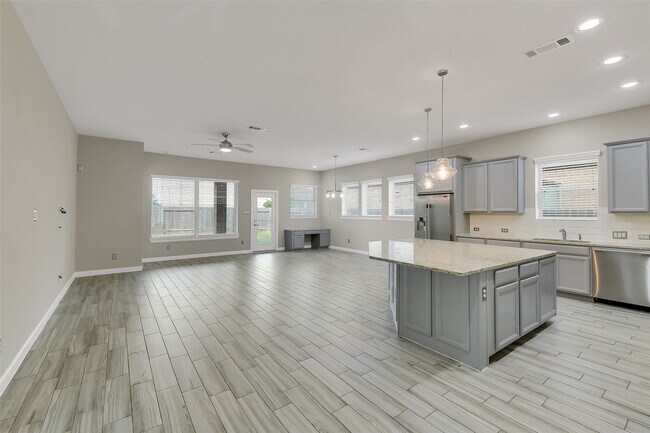 Foto del edificio - 31778 Twin Timbers Ln