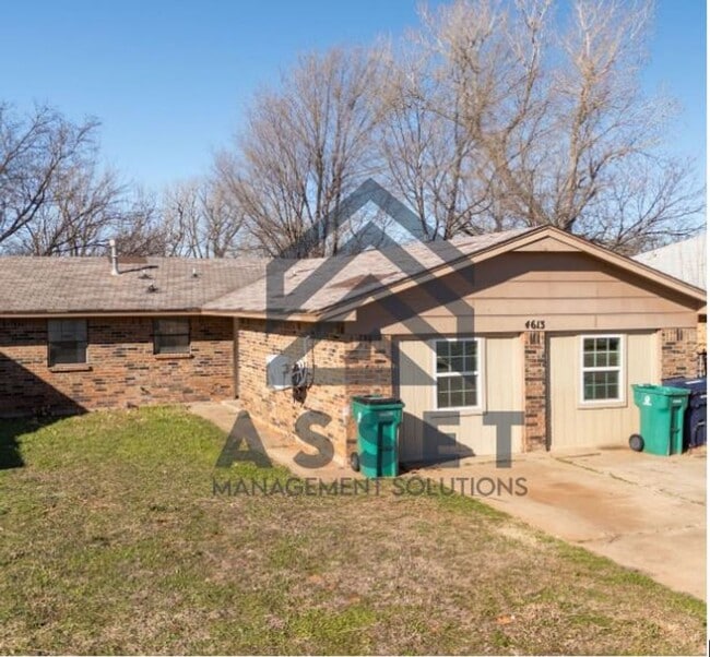 Building Photo - Charming 5 Bedroom House