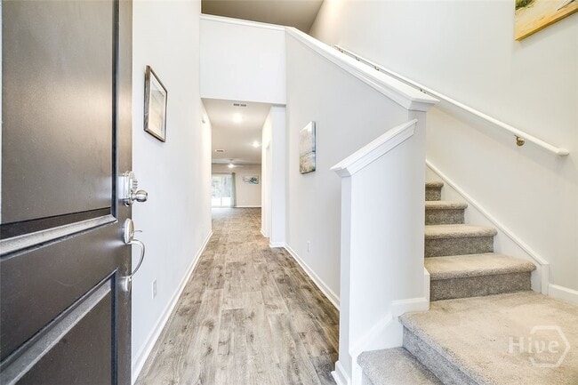 Building Photo - 108 Bottlebrush Dr