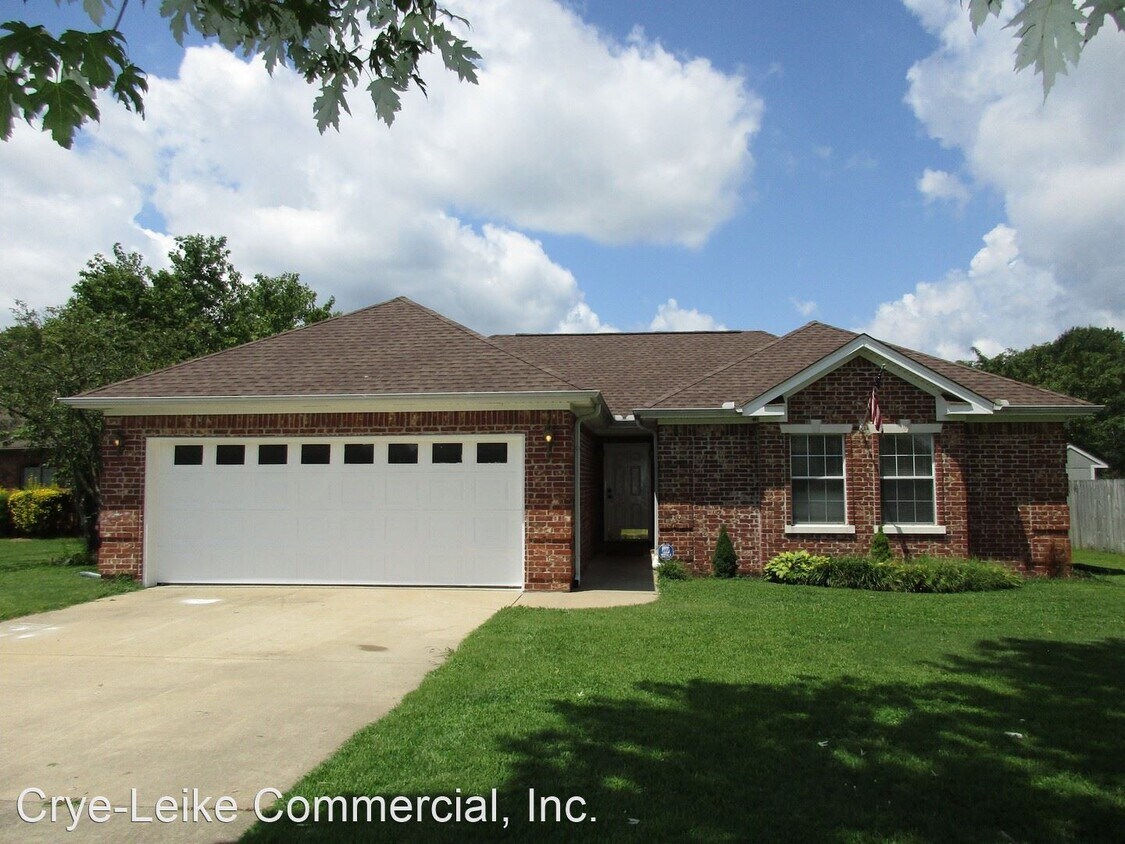 Foto principal - 3 br, 2 bath House - 32 Reno Drive