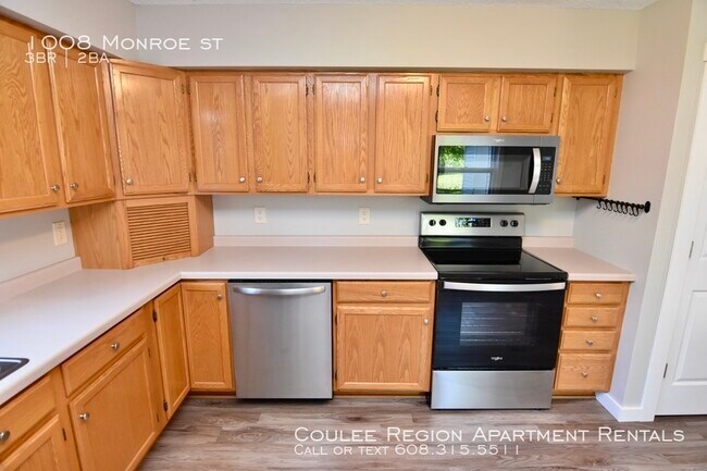 Foto del edificio - 1008 Monroe St