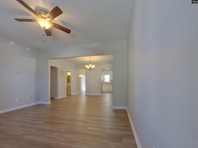 Foto del edificio - 236 Bassett Loop