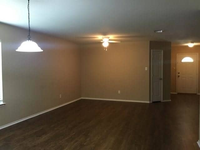 Building Photo - 908 Harris Ridge Dr