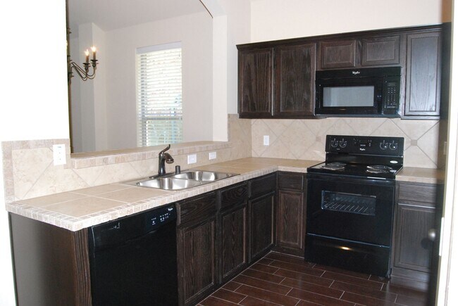 Building Photo - 371 Orbit Dr