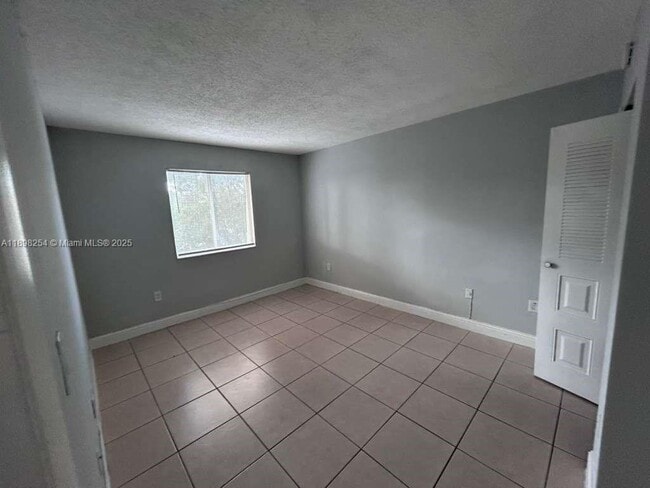 Foto del edificio - 15201 SW 80th St