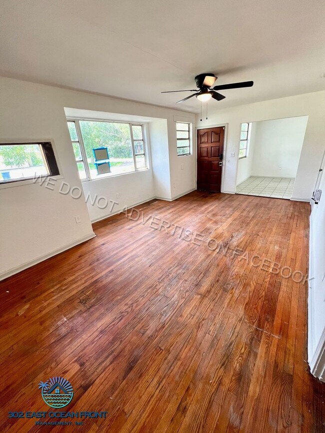 Building Photo - Gorgeous 3 bedroom / 1 bathroom home ready...