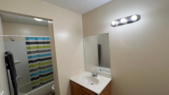 Building Photo - 9707 Balsam Way