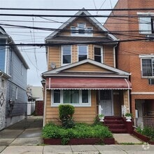 Building Photo - 89-21 172nd St