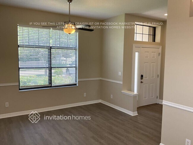 Foto del edificio - 7054 Red Bay Ct