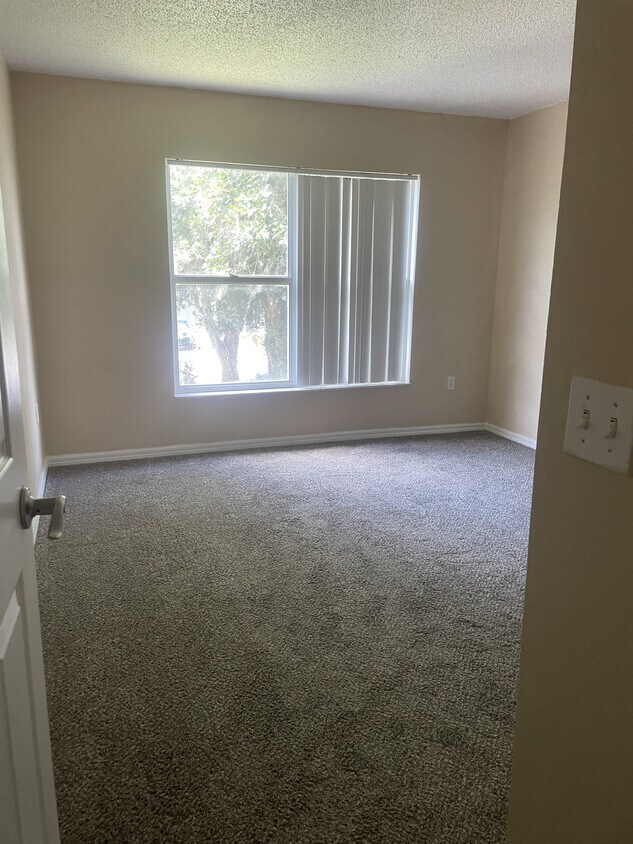 Foto del edificio - 4047 Stonefield Dr