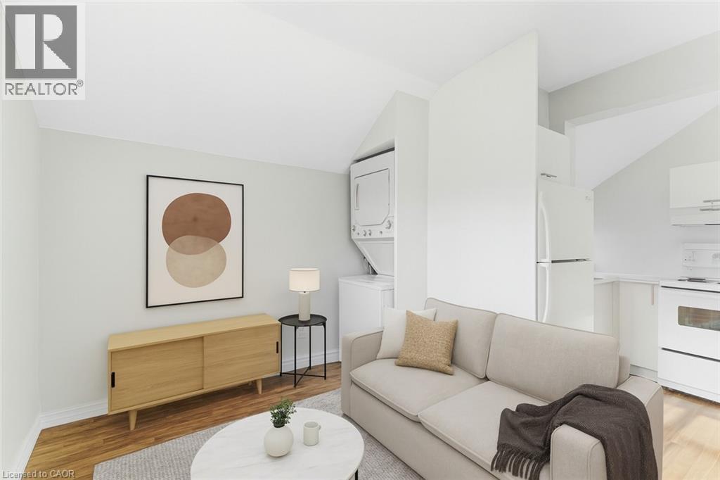 Photo principale - 2 Windsor St