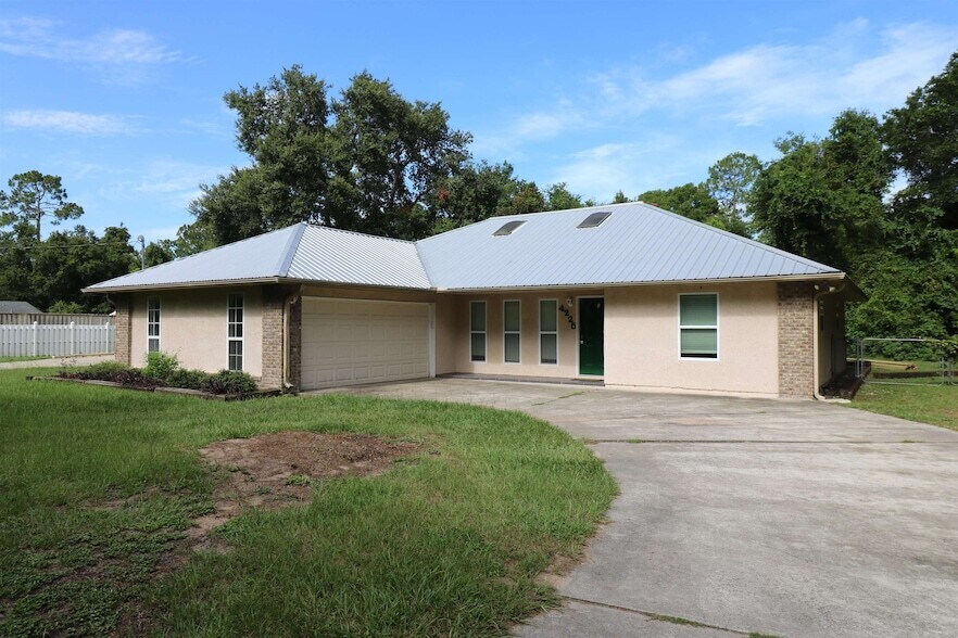 Foto principal - 4225 Oak Ln