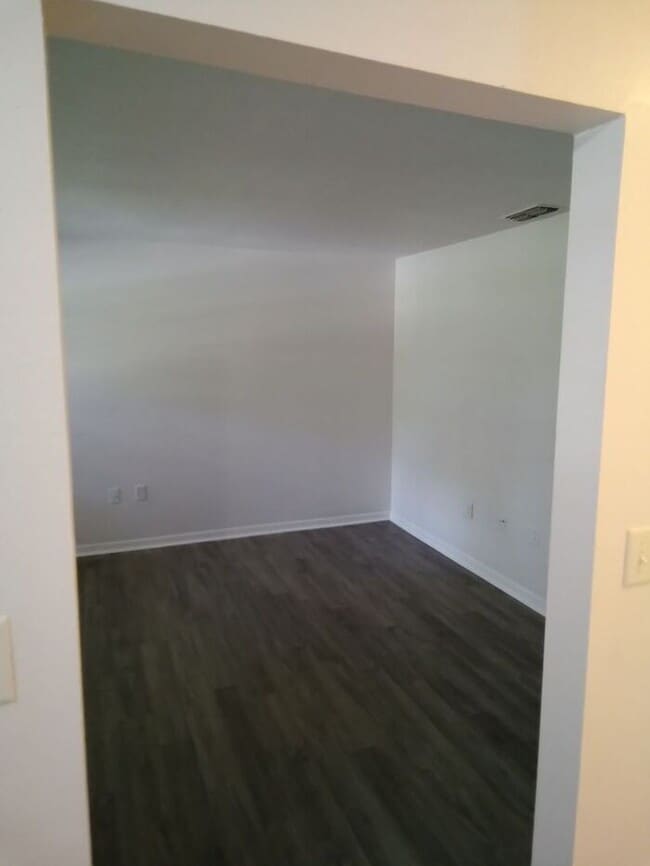 Building Photo - Spacious Duplex Home in Lakeland, FL