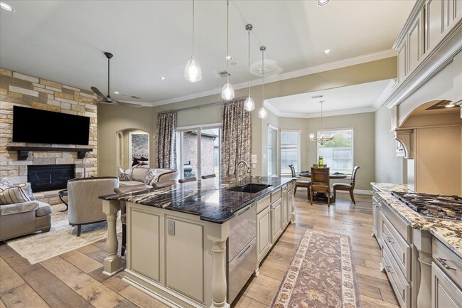 Building Photo - 18511 Arlan Lake Dr