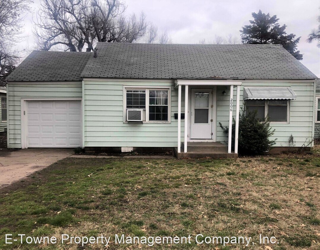2 br, 1 bath House 2006 W. Maple House Rental in Enid, OK