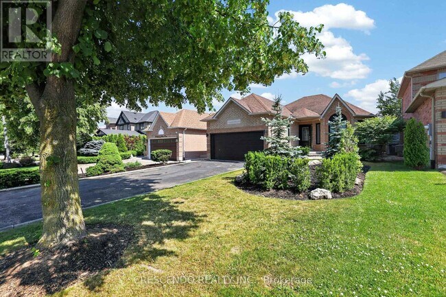 Building Photo - 15 Southbury Manor Dr